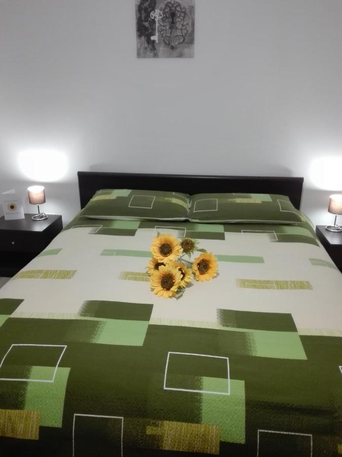 Bed and Breakfast Girasole Grazioli 47 Trento Exterior foto