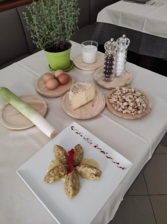 Bed and Breakfast Girasole Grazioli 47 Trento Exterior foto
